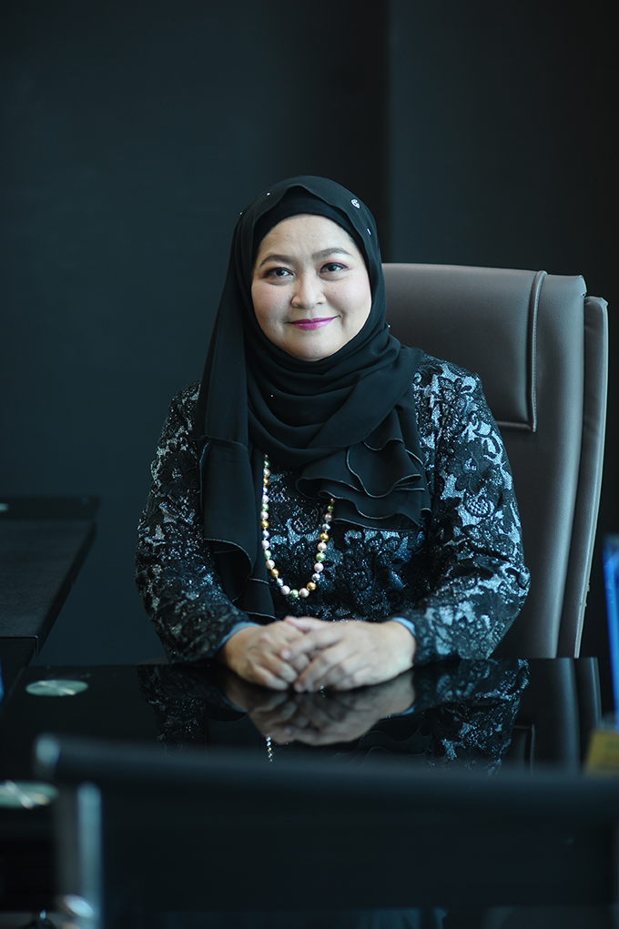 TENGKU-SULIANI TENGKU-SULIANI